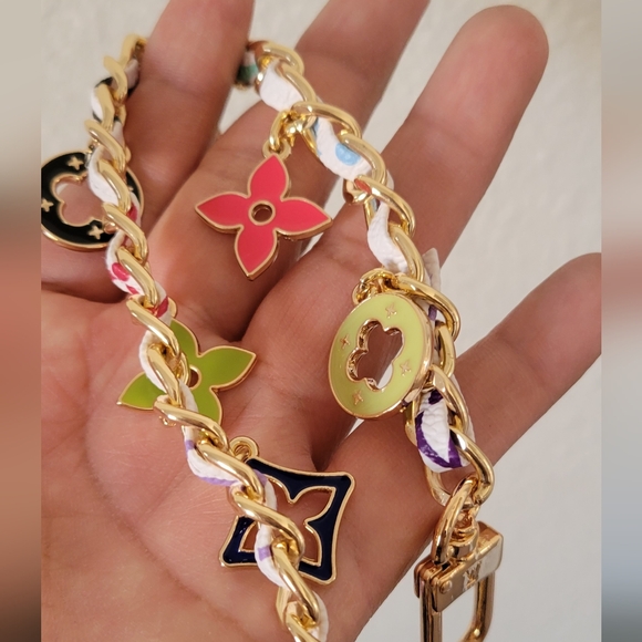 Fashion Elegant Gold and Multicolor Charm Key Holder 12 Inch - Picture 4 of 4